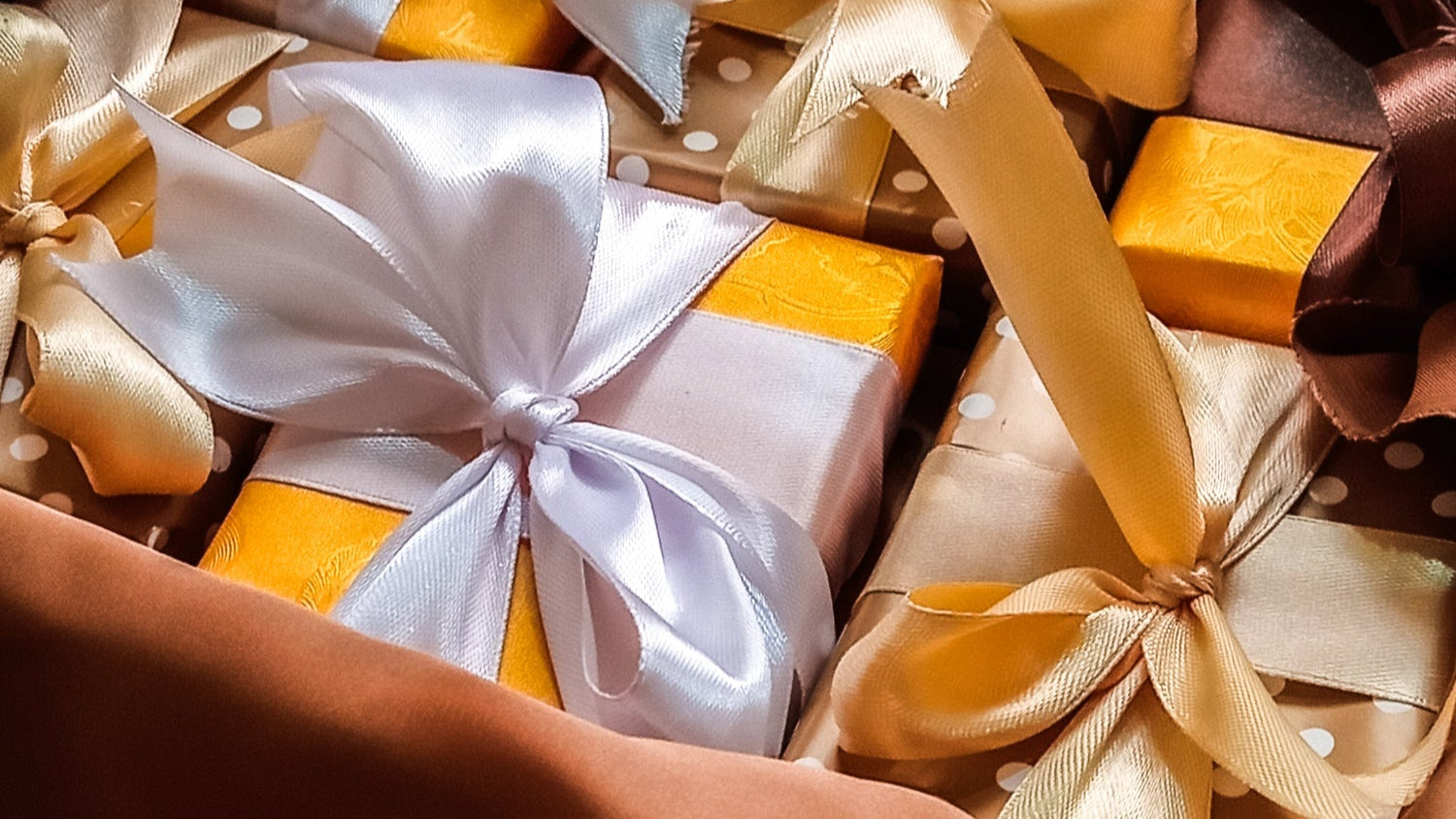 Crown Star Motif Personalized Name Necklace